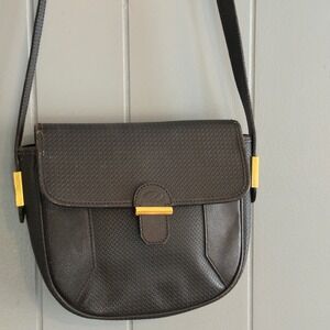 Vtg S.T. Dupont Paris leather crossbody purse designer gold hardware French Girl